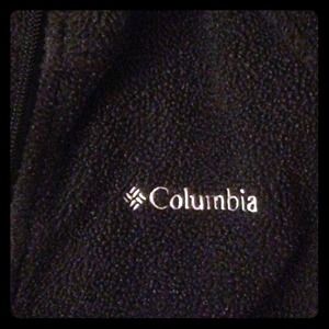 SOLD !Columbia jacket black with hood