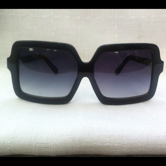 KAREN WALKER | Never Say Never sunglasses 4 women