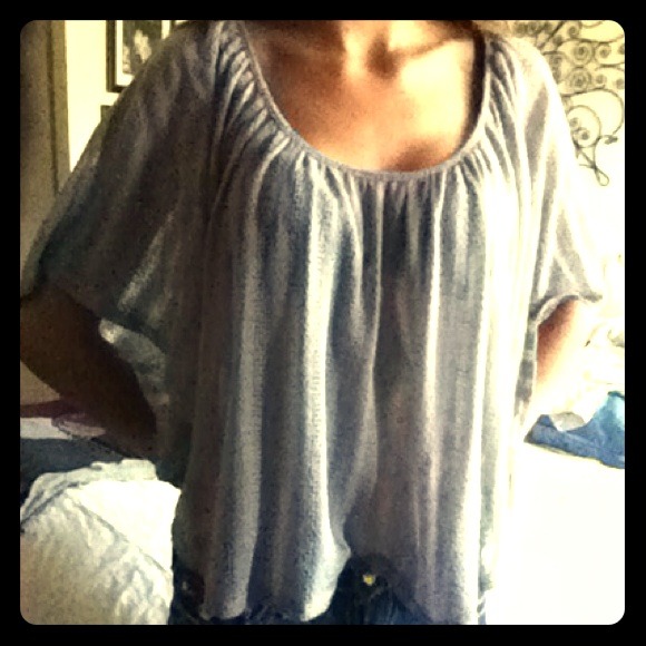 🎀BeLLA🎀Lavender grey- butterfly flow top💕