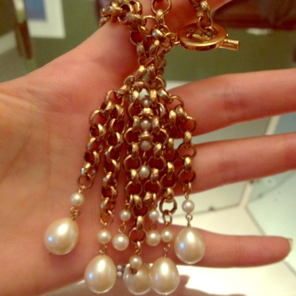 Carolee necklace gorg!