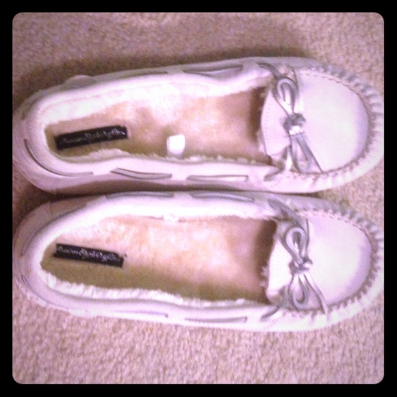 American Eagle Moccasins