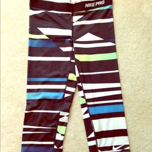 🚨SOLD🚨Nike pro workout pants