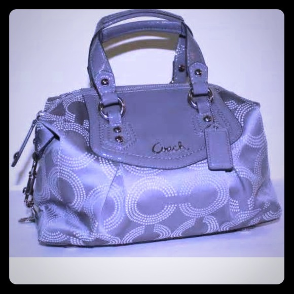 Coach Authentic NWT Handbag!