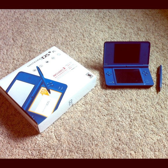Nintendo DSi XL