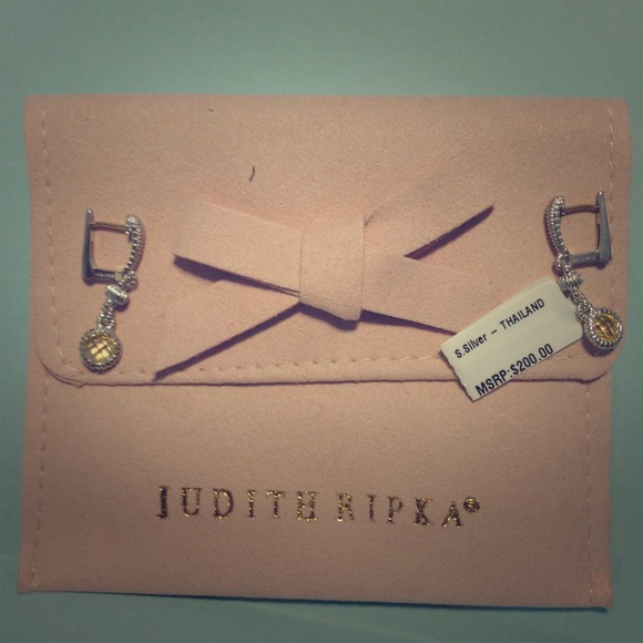 Judith Ripka Jewelry - 💯Authentic Judith Ripka earrings 925sterling