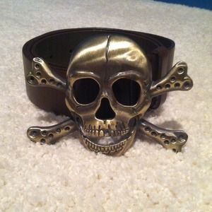 Leather skull belt