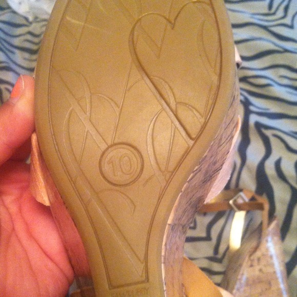 Wedges - Picture 3 of 3