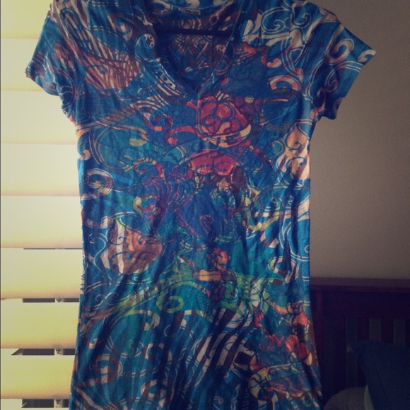Tattoo-like patterned shirt