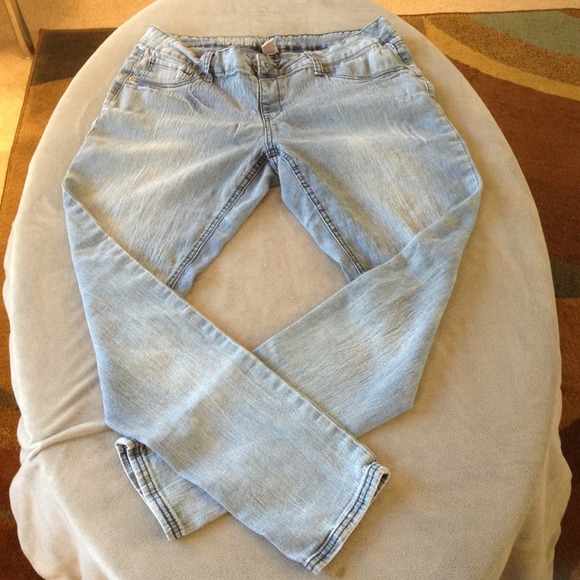 Mossimo light denim jeggings