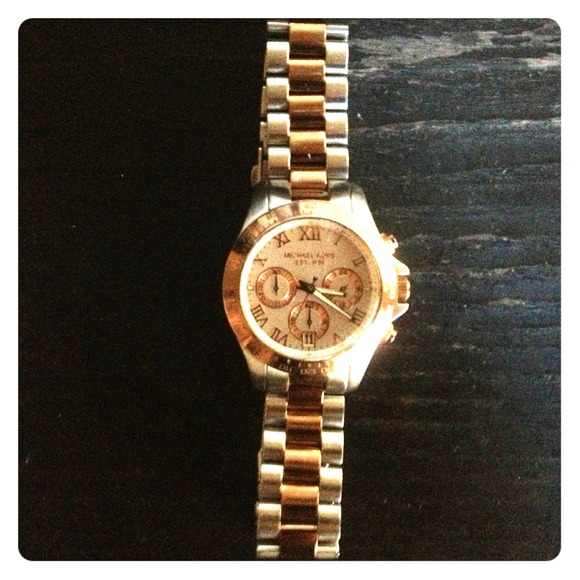 Michael Khors Watch MK5622 perfect condition