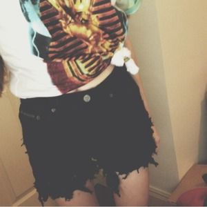 VINTAGE DISTRESSED CALVIN KLEIN SHORTS