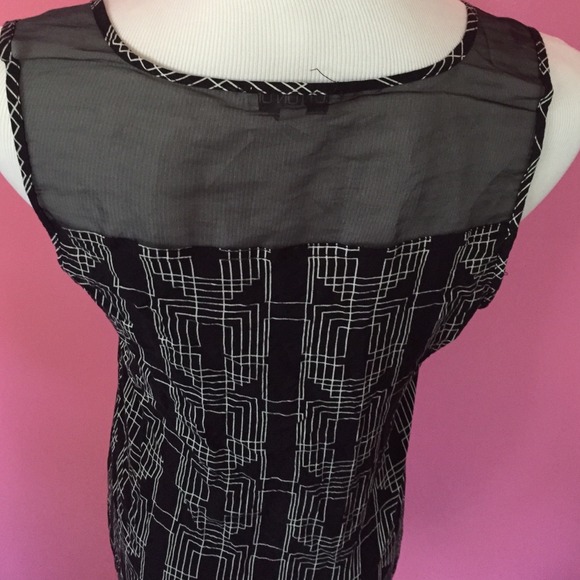 Black and White Dual Patterned Tank - Picture 3 of 4
