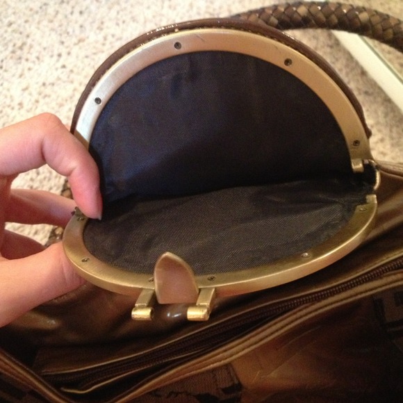 Brown/bronze purse - Picture 4 of 4