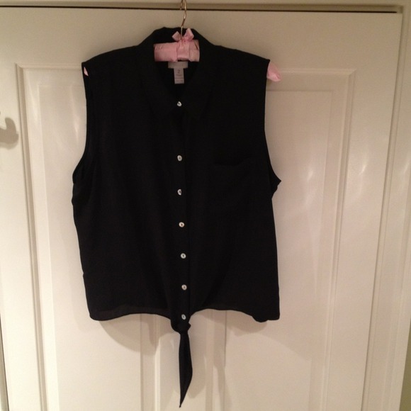 Black buttoned down front blouse