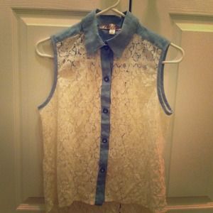 ❤Lace button-up!