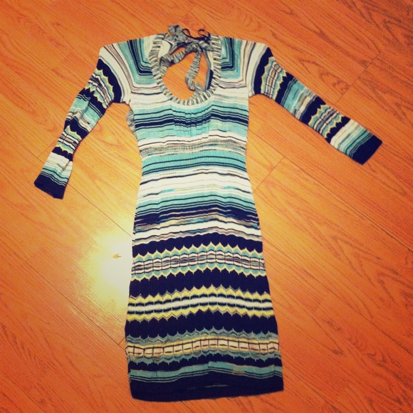 ✋🚫SOLD🚫✋ on CL. Guess blue dress