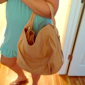 Nude hobo bag NWOT