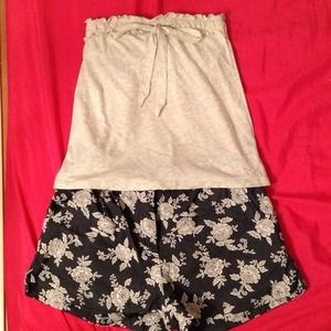 A & F Light grey tube top xs , preowned