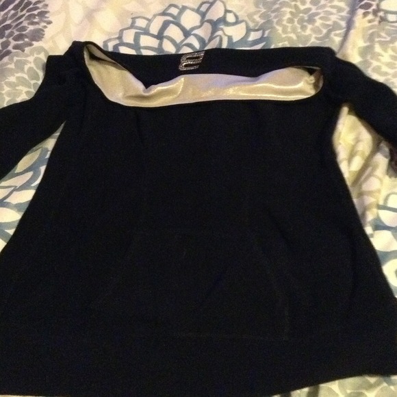 Sports top