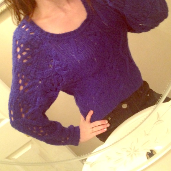 Dark royal blue sweater! - Picture 1 of 4