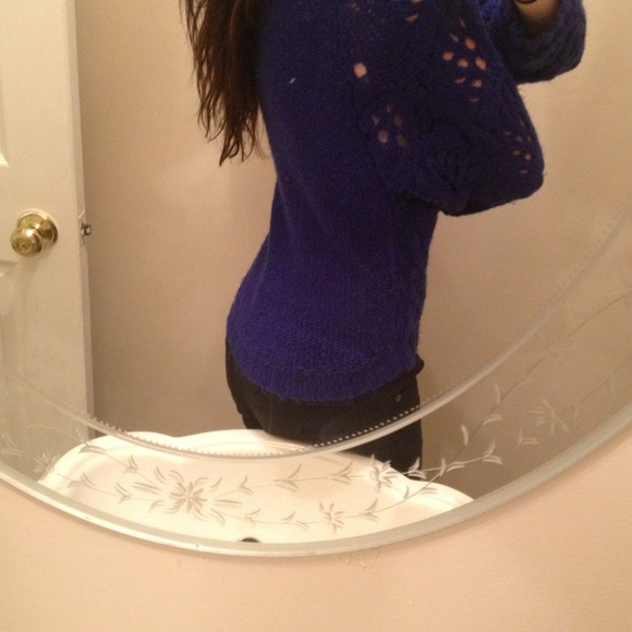 Dark royal blue sweater! - Picture 3 of 4