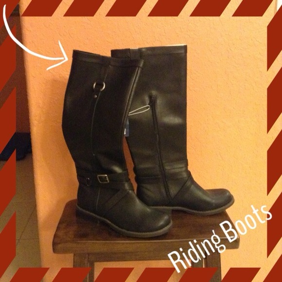 Riding Boots Black NWT