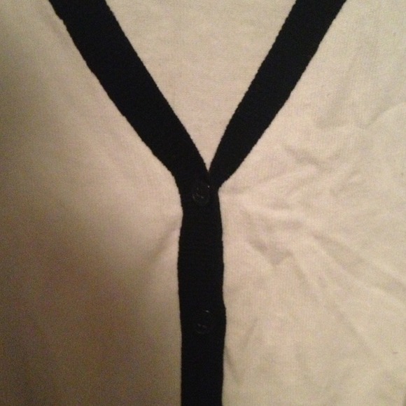 Cardigan - Picture 2 of 2