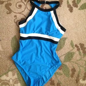 Sporty swim suit