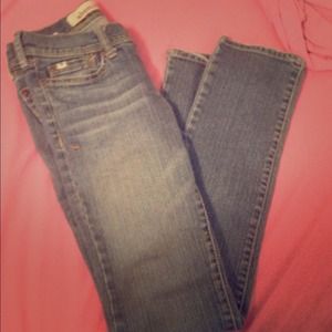 EXCELLENT QUALITY ABERCROMBIE JEANS!! BARLEY WORN