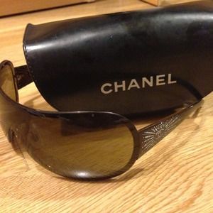 Chanel Aviator Sunglasses/huge price cut!