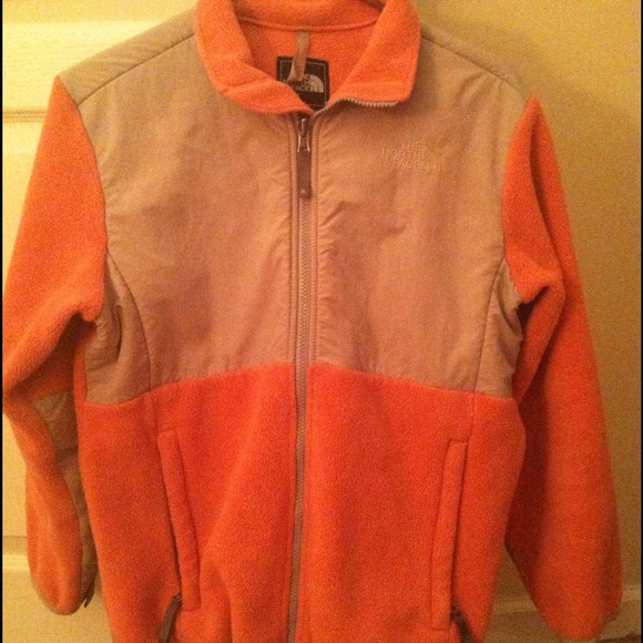 🚫SOLD North Face Jacket🚫