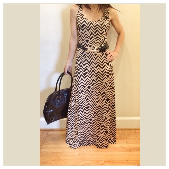 Chic chevron print dress New - Picture 2 of 4