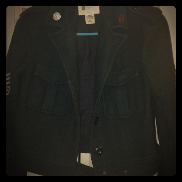 Urban Outfitters army jacket!!  3 button closure!