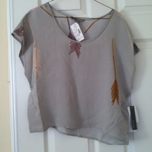 Tops - ❌❌❌SOLD❌❌❌