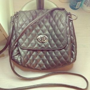 Quilted cross body bag