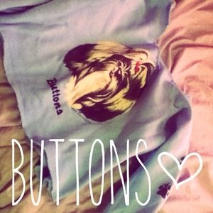 Buttons shih tzu sweater
