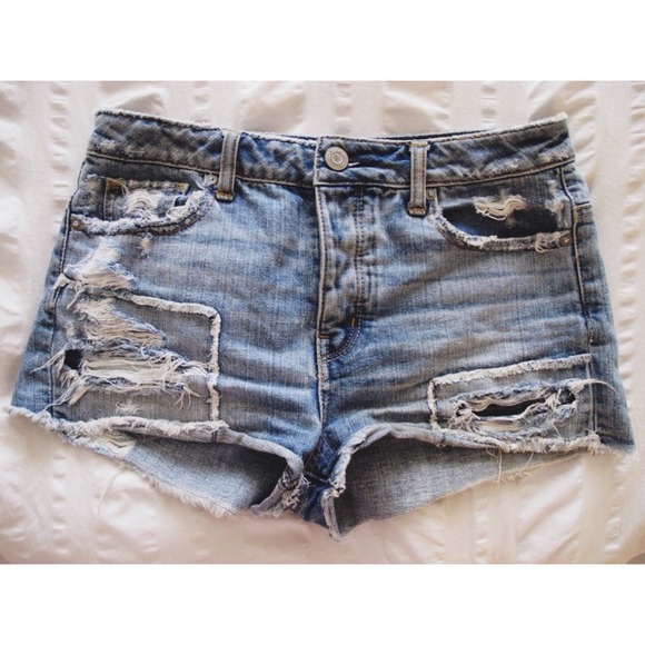 🚫 SOLD IN BUNDLE 🚫 High waisted AE denim shorts