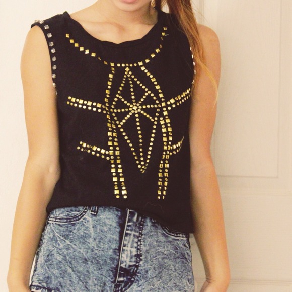 SOLD 🚫 Studded Black Muscle Tee - Picture 2 of 2