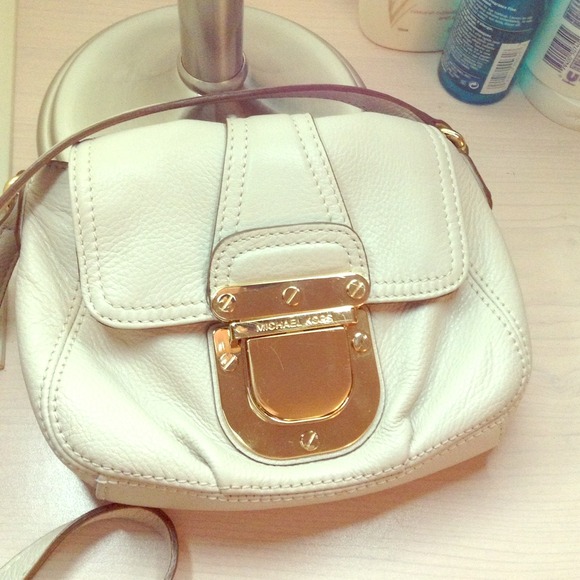 Michael Kors - White Charlton Crossbody Bag