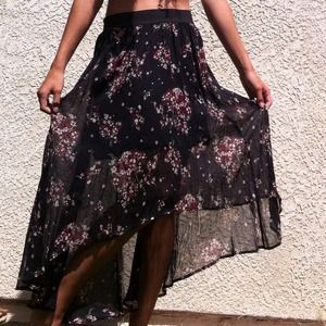 Black floral high low skirt!