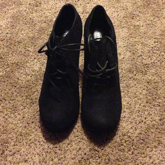 🚫TRADED🚫 Brinley Co. Booties - Picture 2 of 3