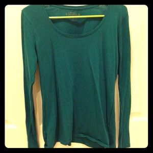 🚫SOLD IN BUNDLE Long sleeve lightweight shirt!