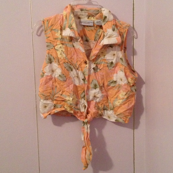 Hawaiian floral tie front cropped tank🌺