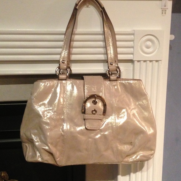 Coach Bag - Picture 1 of 4