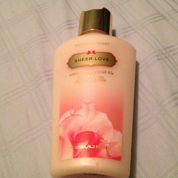 Victoria's Secret sheer love lotion