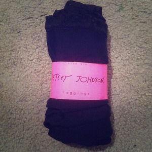 Betsey Johnson leggings 💞