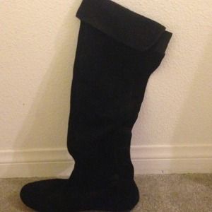 Suede Nine West boots