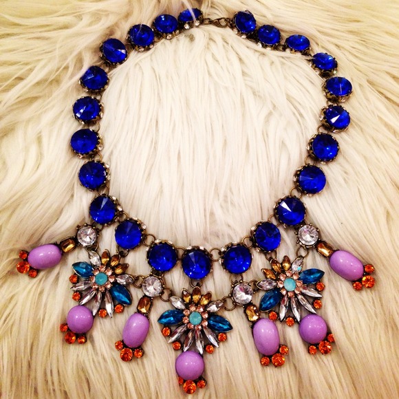 Ocean blue rhinestone necklace