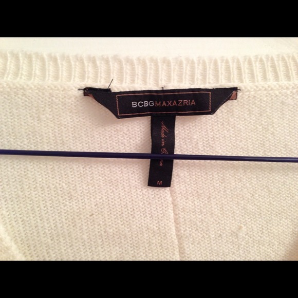 BCBG cropped white sweater. - Picture 2 of 2