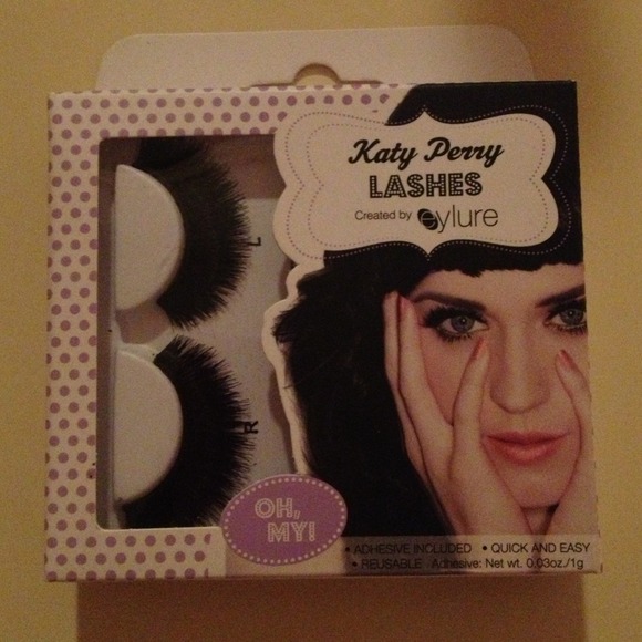 Katy Perry "Oh, My!" False lashes by Eylure